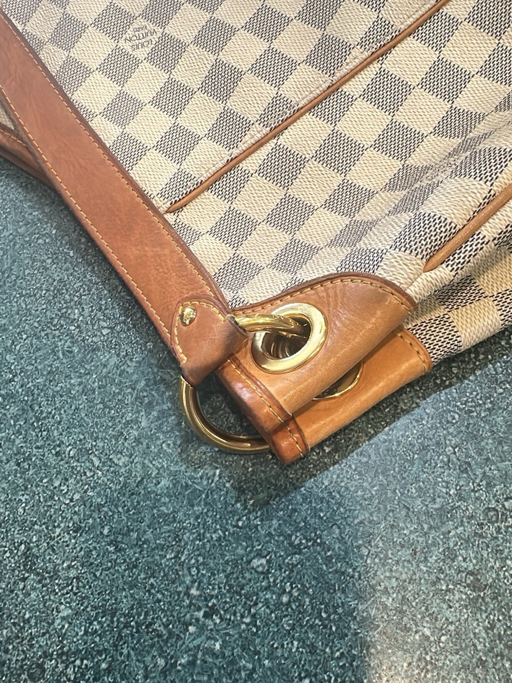 Louis Vuitton Damier Azur Canvas Shoulder Bag with Tan Leather Trim - Picture 3 of 7